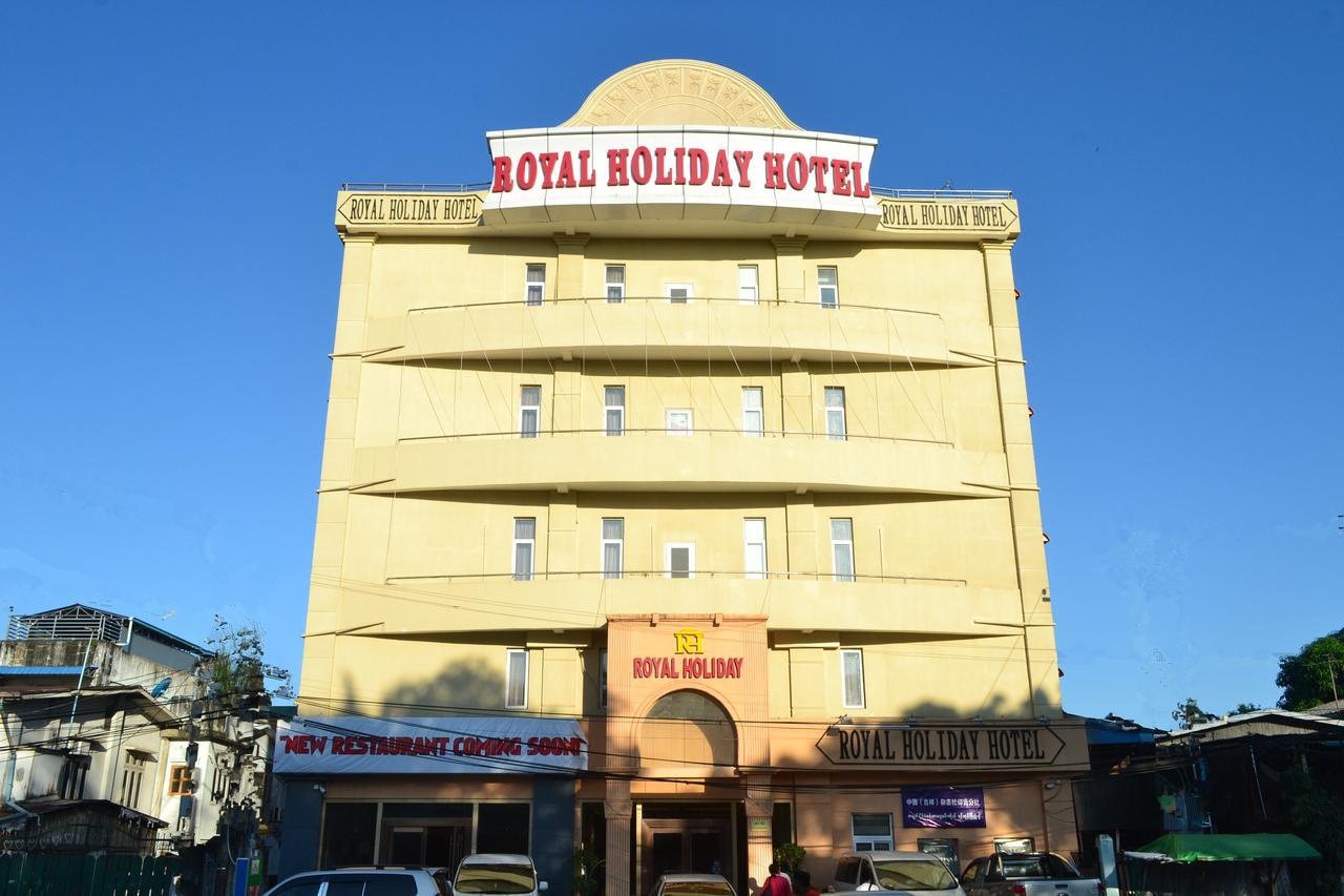 Royal Holiday Hotel Rangoon Buitenkant foto